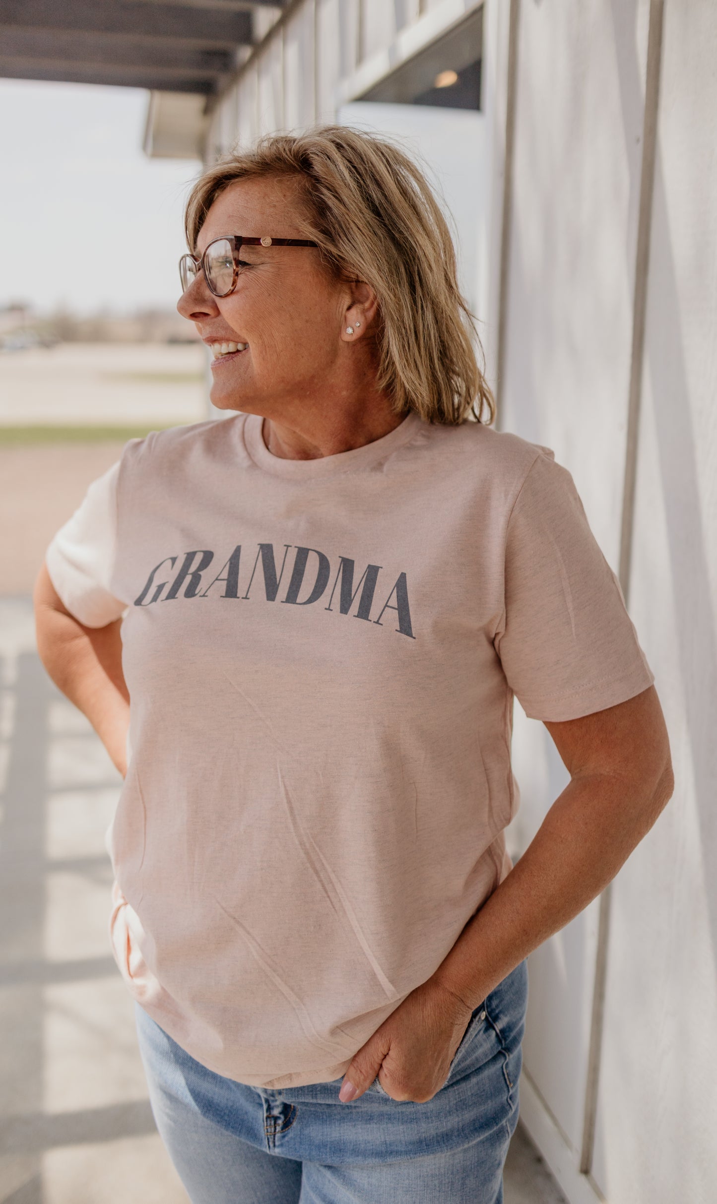 GRANDMA GRAPHIC TEE