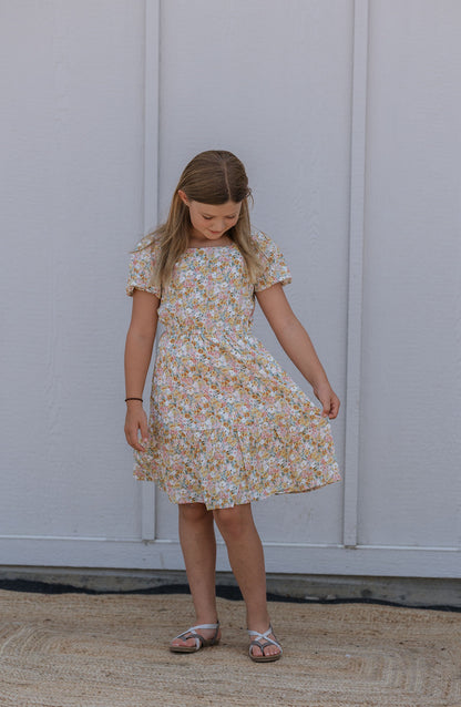 KASSIDY GIRLS YELLOW FLORAL SHORT SLEEVE DRESS