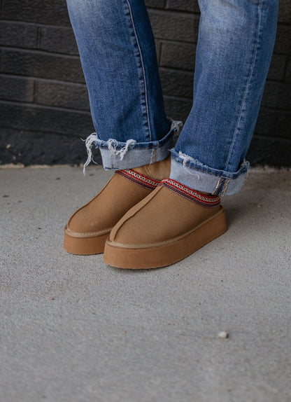 TESS PLATFORM SUEDE CLOG