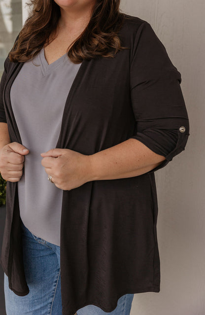 LEANOR CURVY/REG BLACK THIN CARDIGAN