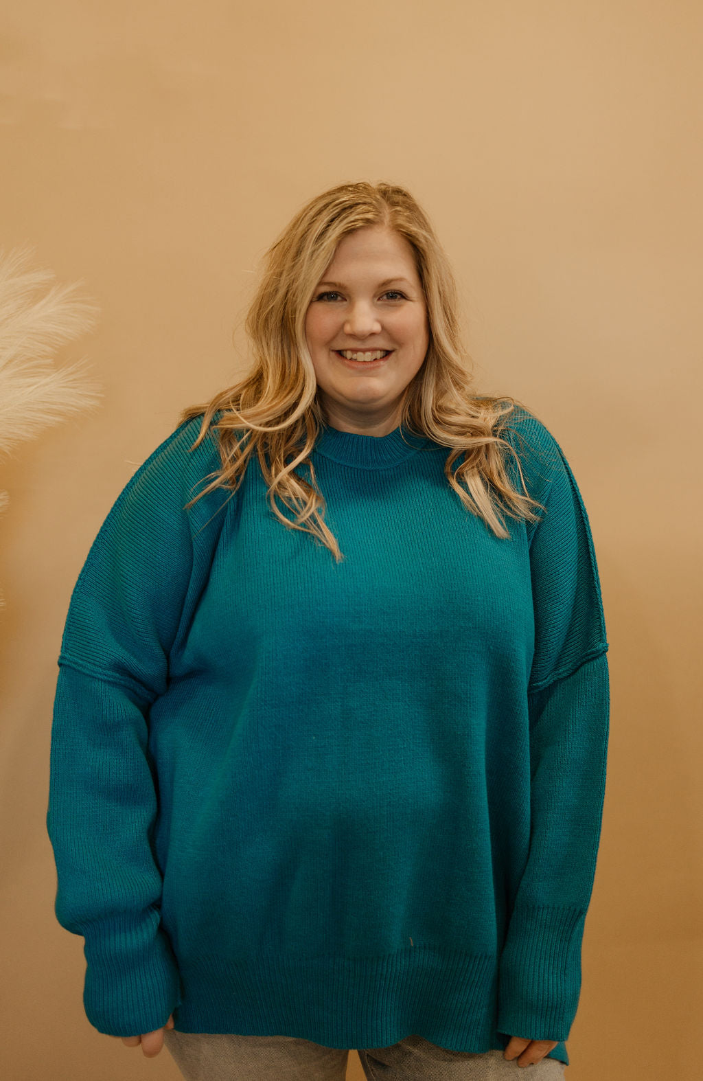 NANCI OVERSIZED SWEATER 2 COLOR OPTIONS AVAILABLE IN CURVY & REGULAR