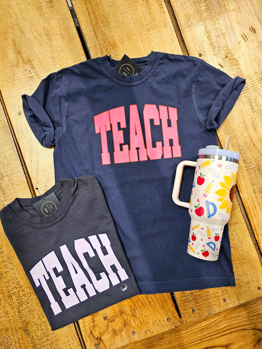 TEACH GRAPHIC TSHIRT 2 COLOR OPTIONS