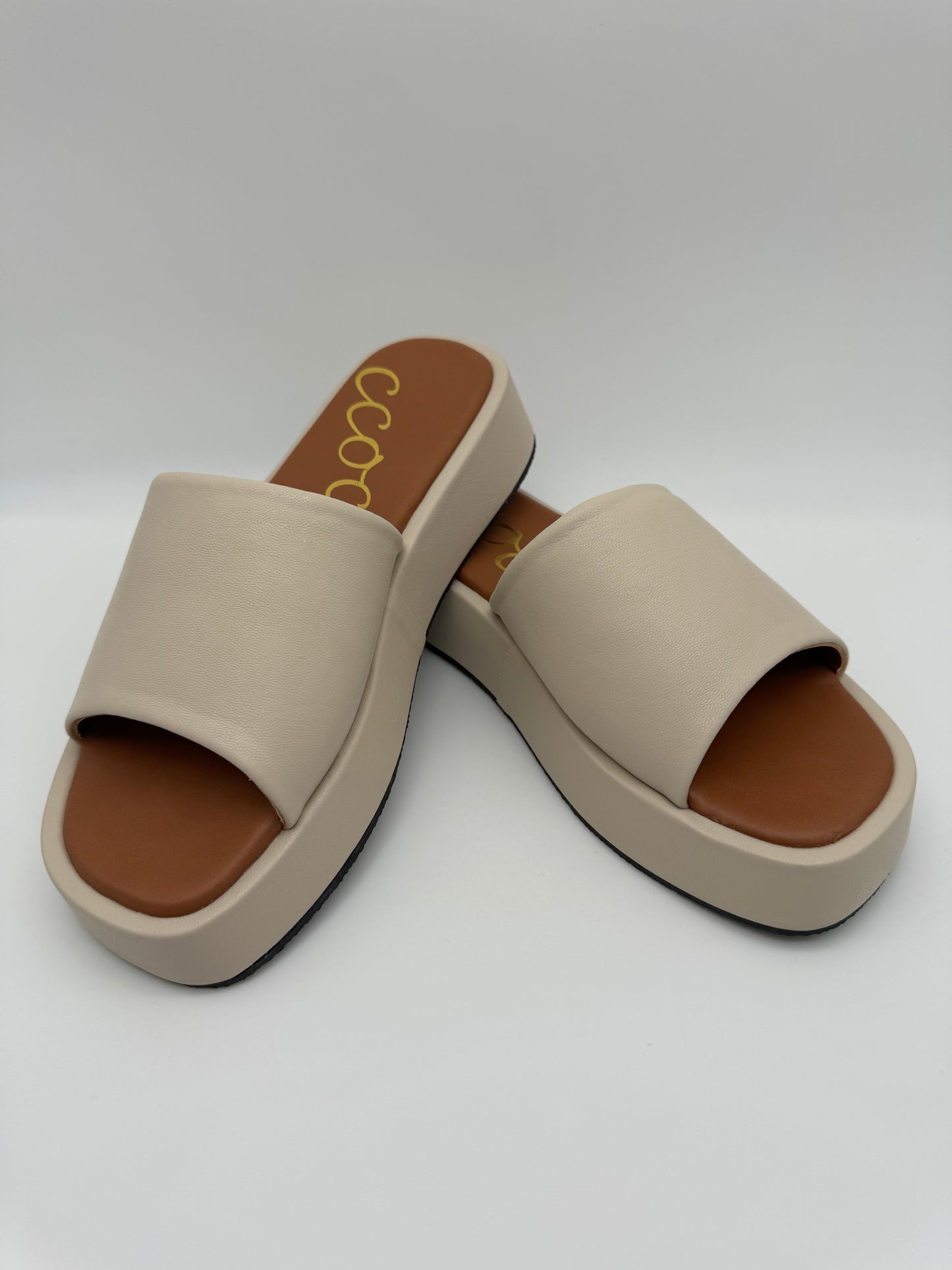 HELEN SLIP ON SANDAL 2 COLOR OPTIONS