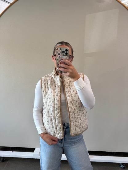 GIANA FLORAL QUILTED VEST