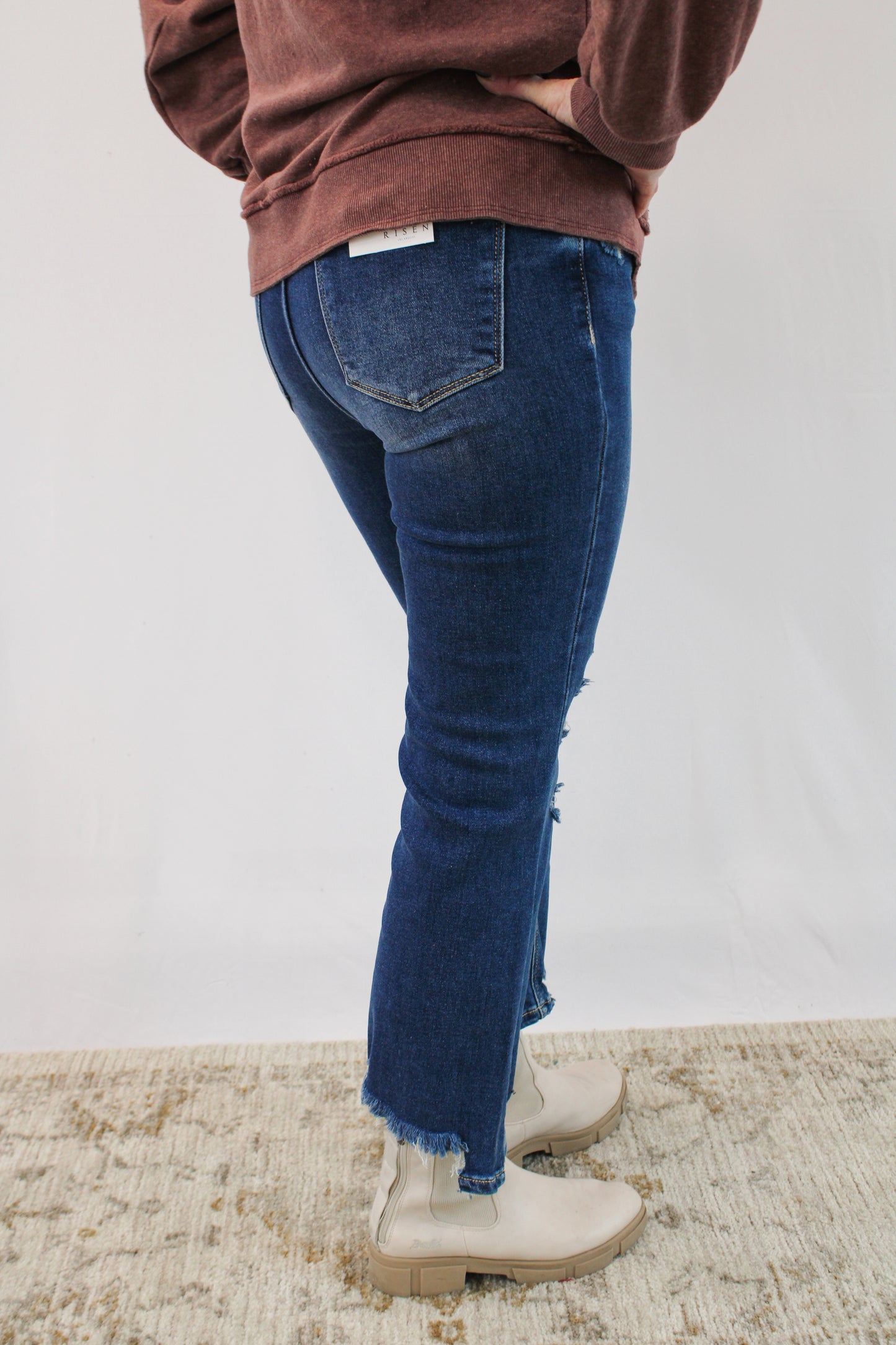 XOSHA HIGH RISE CROP JEANS