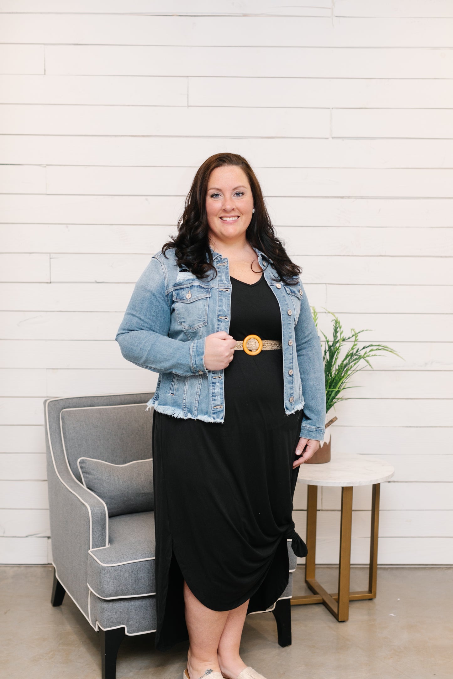 Dena curvy distressed denim jacket