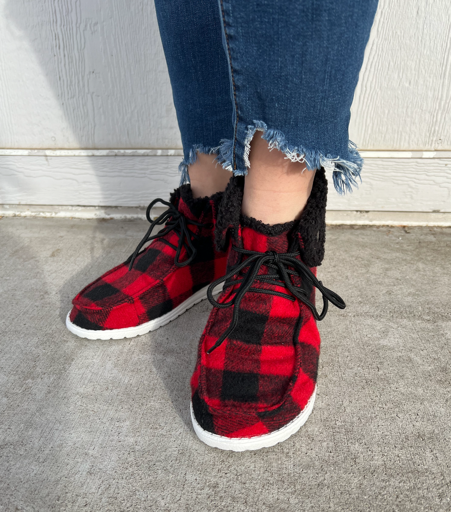 ODELLE RED AND BLACK FUR LINED SLIP ON SHOE