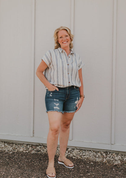 HEIDI STRIPED TOP WITH BUTTON FRONT OPENING